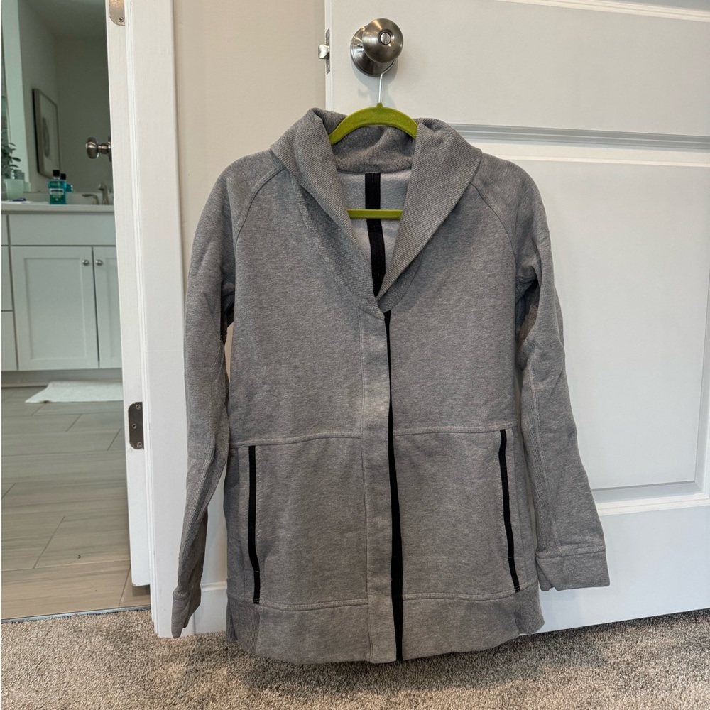 LULULEMON Jacket Sweatshirt Yin to My Yang Gray Snap Front Size 6 - Picture 2 of 6